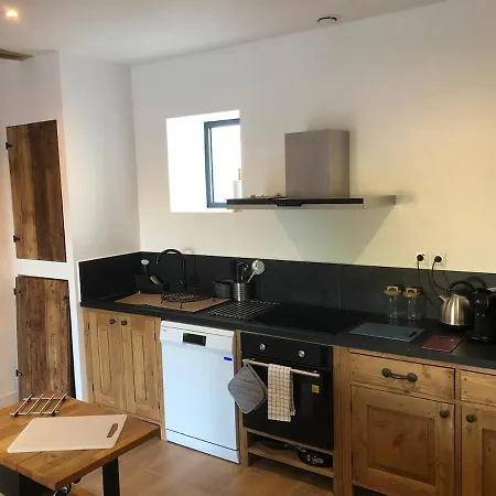 Le Jardin Des Bosquets Nyaraló