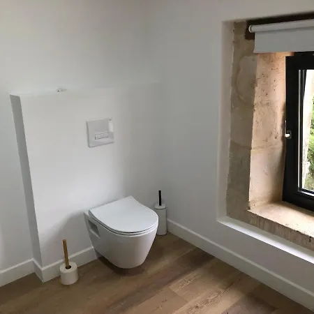 Le Jardin Des Bosquets Nyaraló