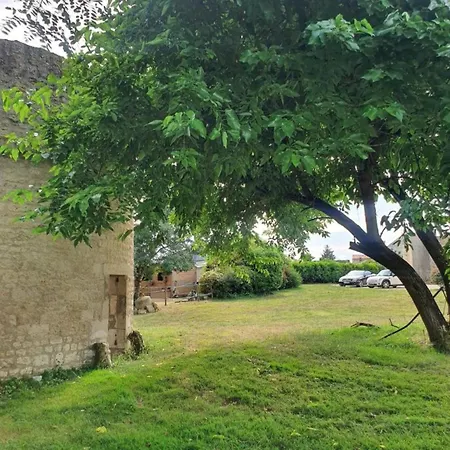 Le Jardin Des Bosquets Hébergement de vacances
