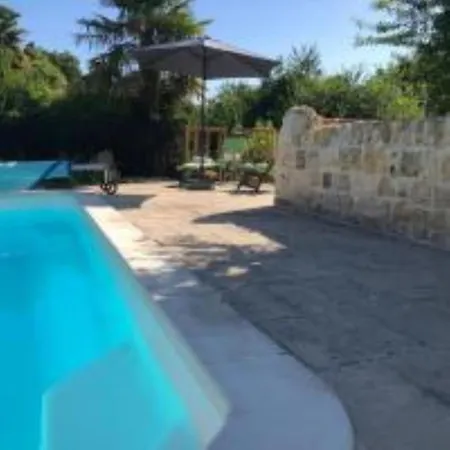 Le Jardin Des Bosquets Hébergement de vacances *
